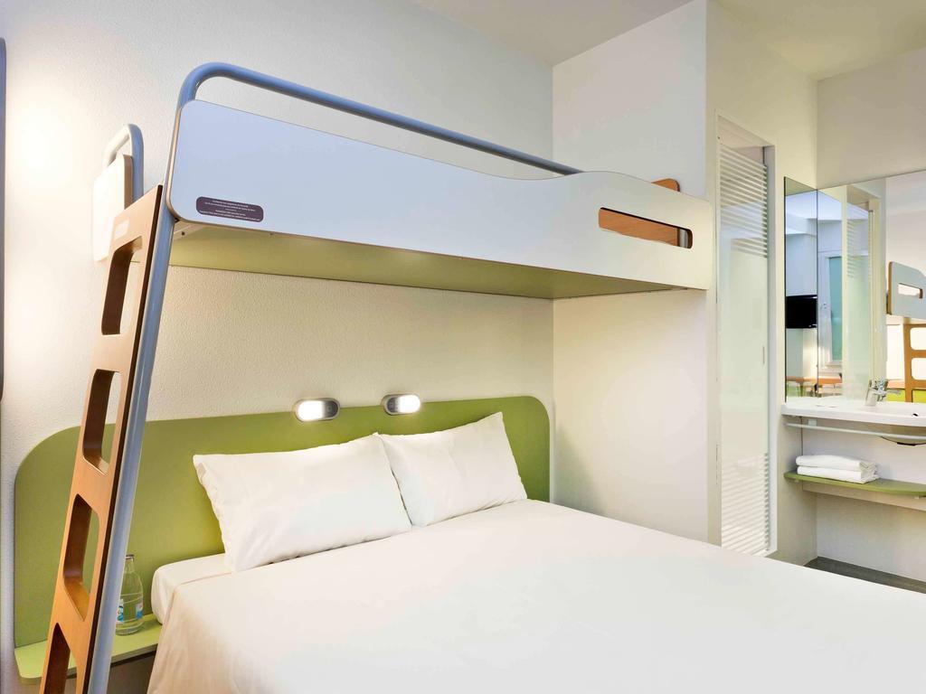 Ibis Budget Amberieu En Bugey/Chateau Gaillard A42 Eksteriør bilde