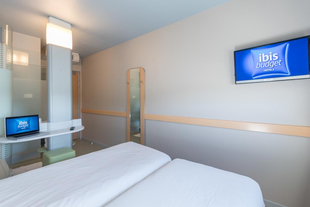 Ibis Budget Amberieu En Bugey/Chateau Gaillard A42 Eksteriør bilde