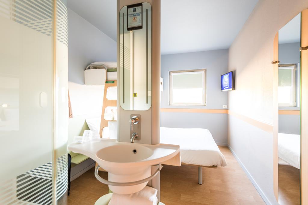 Ibis Budget Amberieu En Bugey/Chateau Gaillard A42 Eksteriør bilde